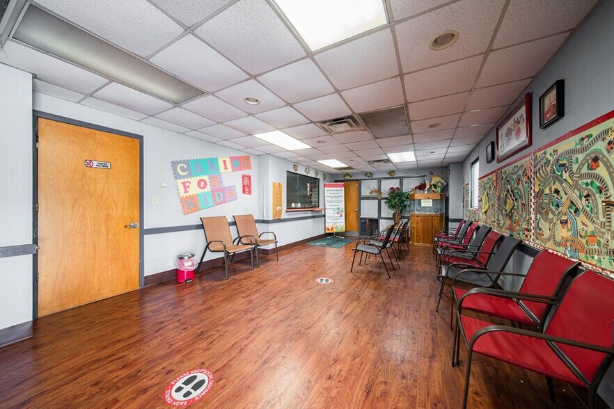 More Photos Of 1610 Opelika Rd, Phenix City Medical For Sale