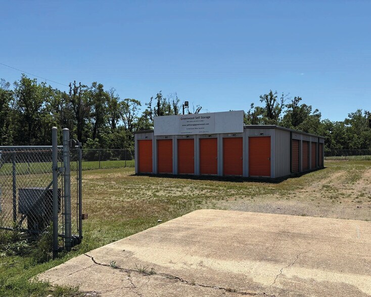 More Photos Of 54000 US-82, Itta Bena Self Storage For Sale