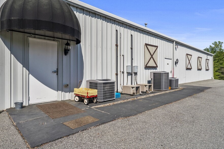 More Photos Of 2929 Hedrick Mill Rd, Lexington Lodge Meeting Hall For Sale