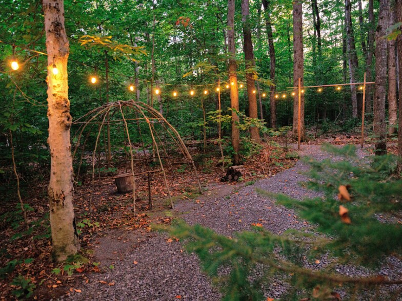 More Photos Of 999 Ch Du Lac N, Sainte-melanie Hotel For Sale