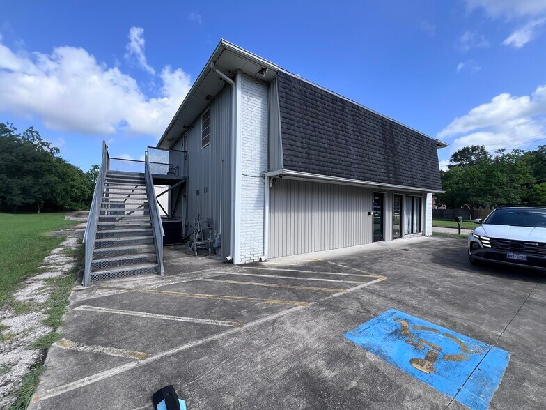 More Photos Of 7985 Phelan Blvd, Beaumont Freestanding For Sale