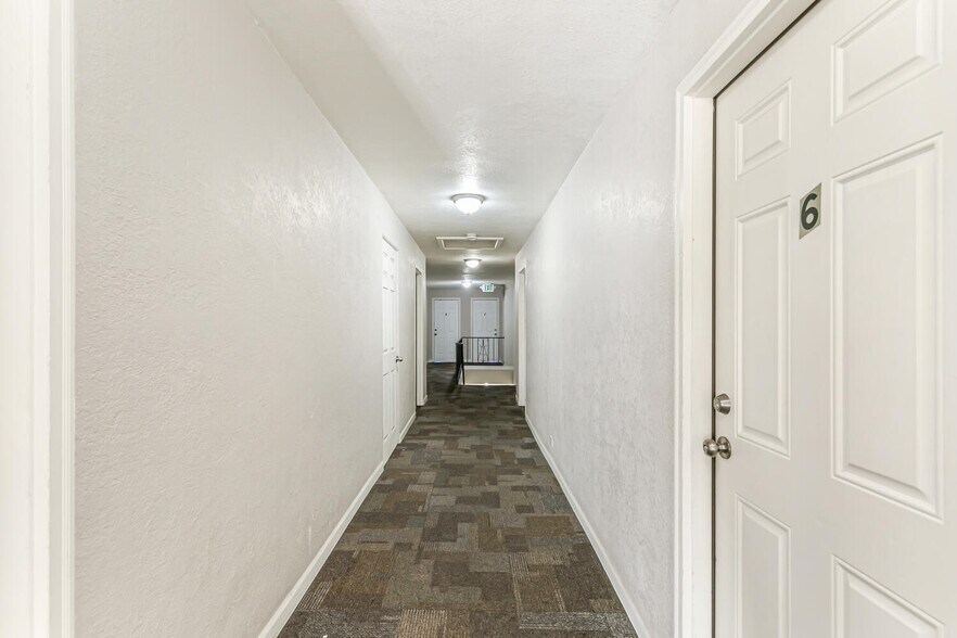 More Photos Of 3401-3435 S Lincoln St, Englewood Apartments For Lease