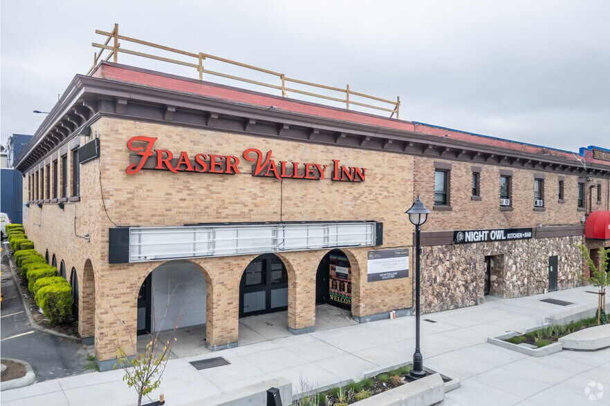 More Photos Of 33790 Essendene Ave, Abbotsford Hotel For Lease