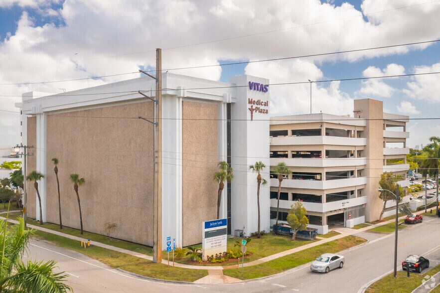 More Photos Of 16800 NW 2nd Ave, Miami Medical For Lease