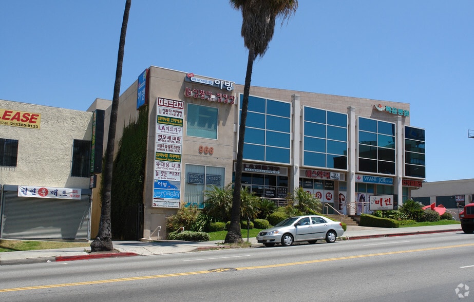 More Photos Of 966 S Western Ave, Los Angeles Office For Lease