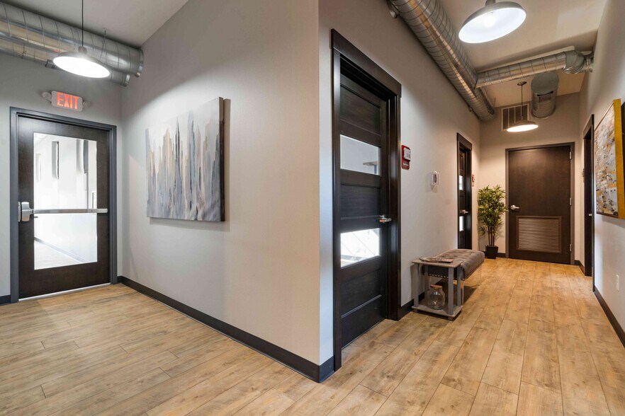 More Photos Of 420 12th Ave SE, Cedar Rapids Office Residential For Sale