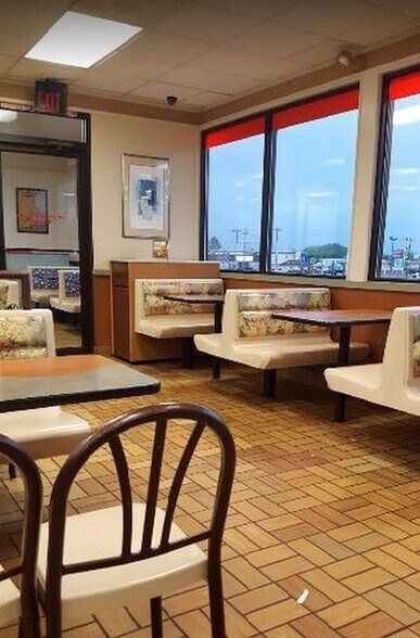 More Photos Of 92 16th St, Wheatland Freestanding For Sale