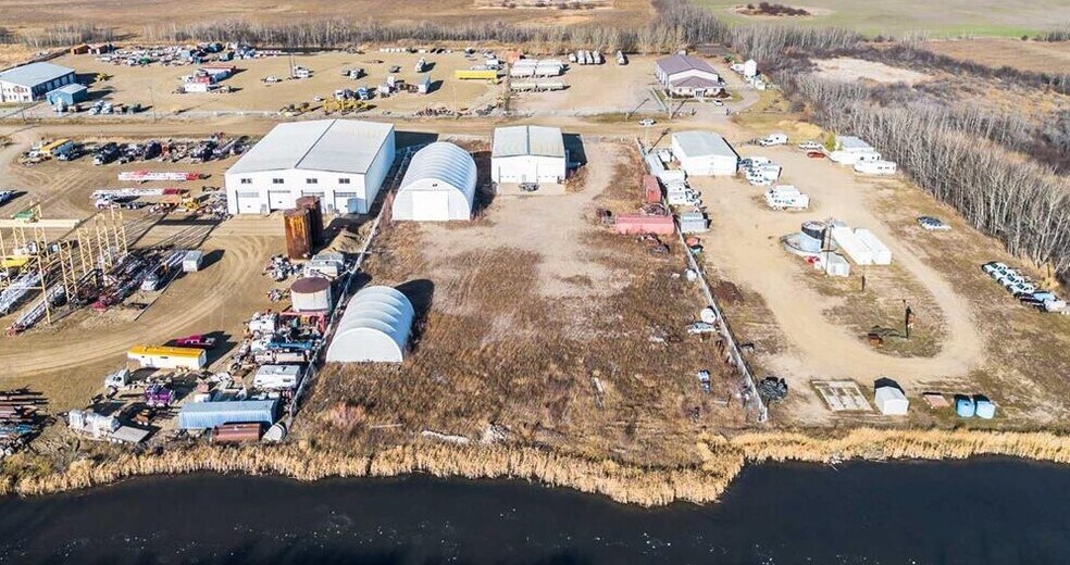 More Photos Of 39 Production Av, Vermilion River County No 24 Service For Sale