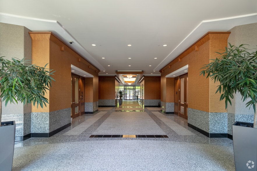 More Photos Of 1725 Windward Concourse, Alpharetta Office For Lease