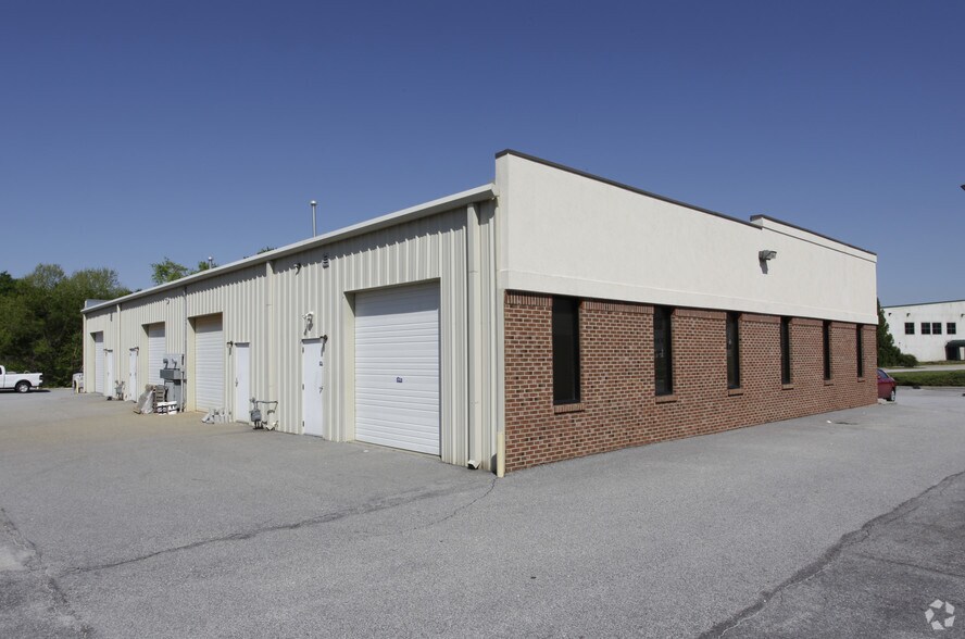 More Photos Of 153 Brozzini Ct, Greenville Light Distribution For Lease