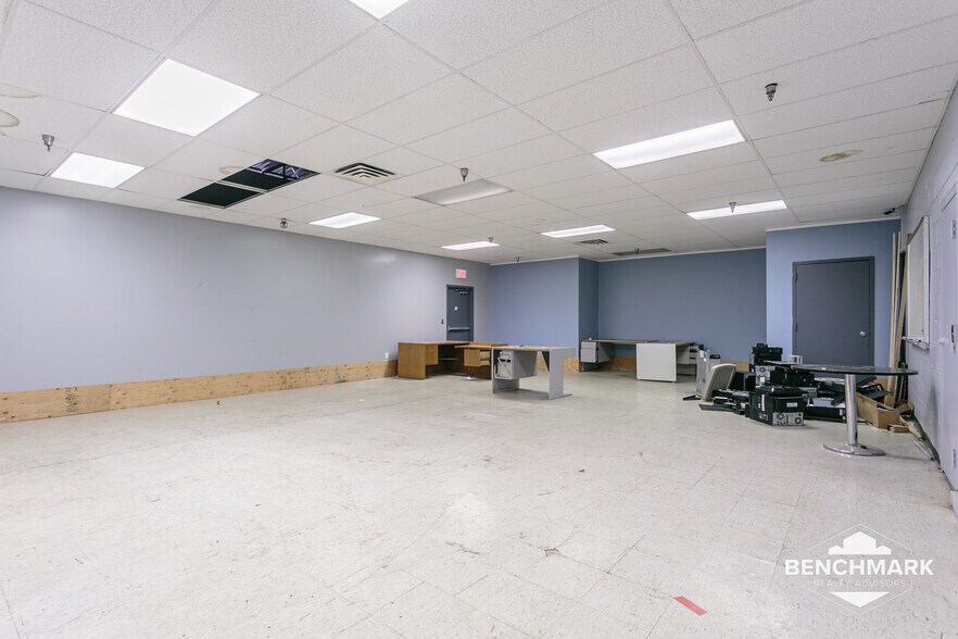 More Photos Of 740 Driving Park Ave, Rochester Light Manufacturing For Lease