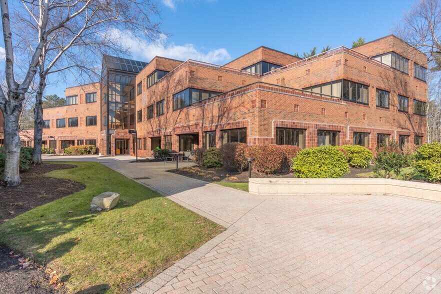 More Photos Of 500 Southborough Dr, South Portland Office For Lease