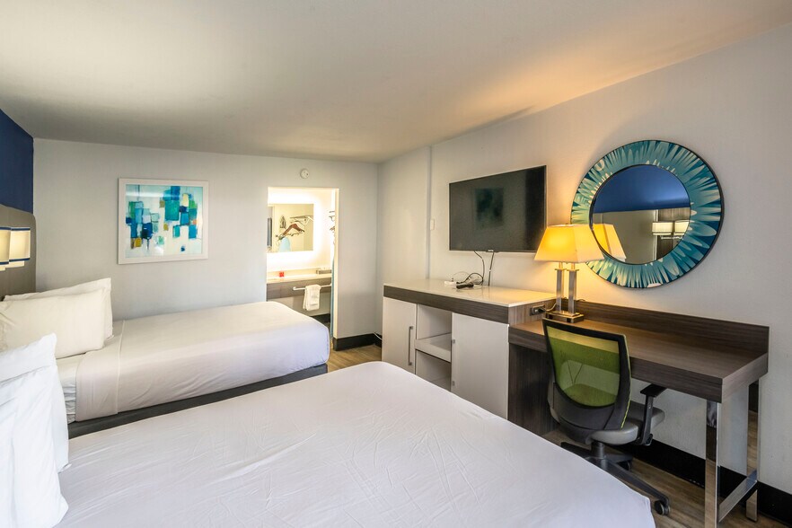 More Photos Of 1900 Canterbury Rd, Sacramento Hotel For Sale