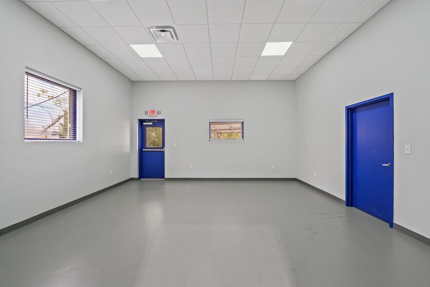 More Photos Of 14029 Almeda Rd, Houston Warehouse For Lease