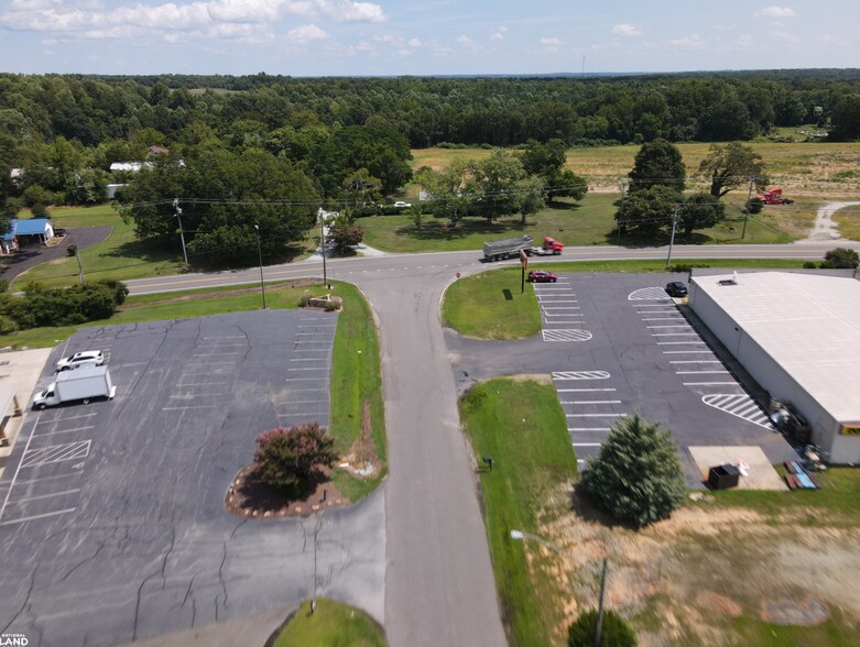 More Photos Of 25 Weeks Dr, Roxboro Warehouse For Sale