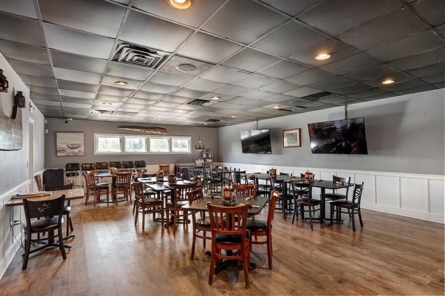 More Photos Of 7515 S US Highway 31, Alanson Restaurant For Sale