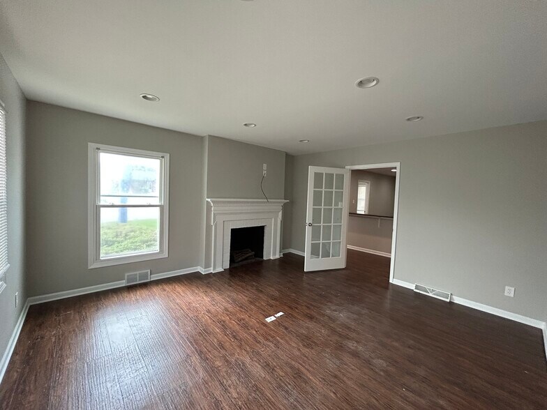 More Photos Of 5681 Broadway, Merrillville Daycare Center For Lease