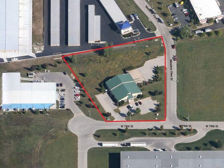 More Photos Of 23410 W 79th St, Shawnee Light Distribution For Lease