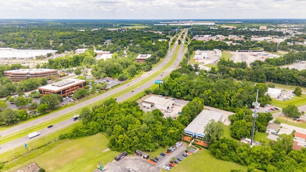 More Photos Of 3864 Leeds Ave, North Charleston Light Manufacturing For Sale