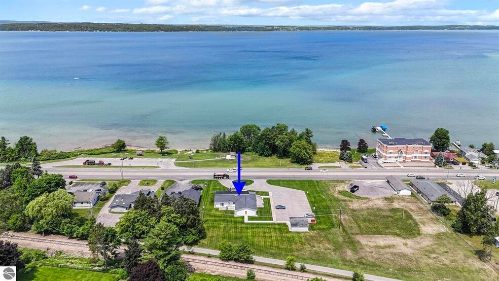 More Photos Of 5168 US-31, Traverse City Office For Sale