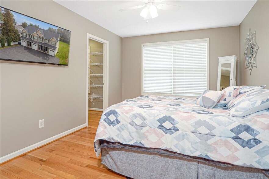 More Photos Of 8388 Bay St, Sodus Point Apartments For Sale