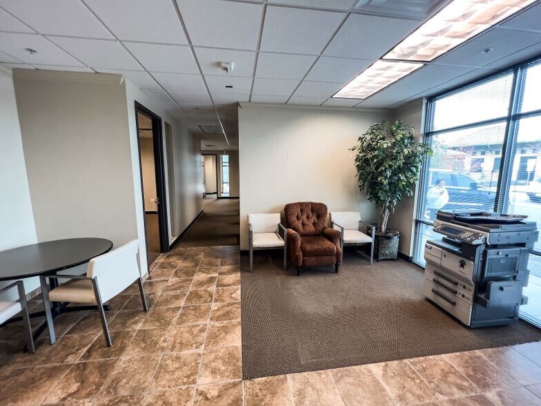 More Photos Of 7501 Village Square Dr, Castle Pines Medical For Sale