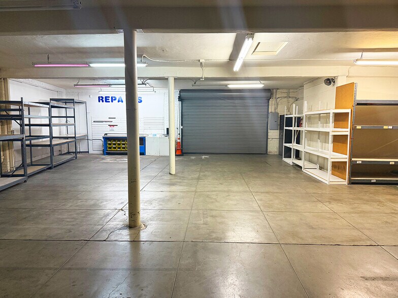 More Photos Of 6035 W Pico Blvd, Los Angeles Storefront Retail Office For Sale