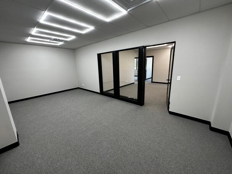 More Photos Of 1708 Prairie View Rd, Platte City Medical For Lease