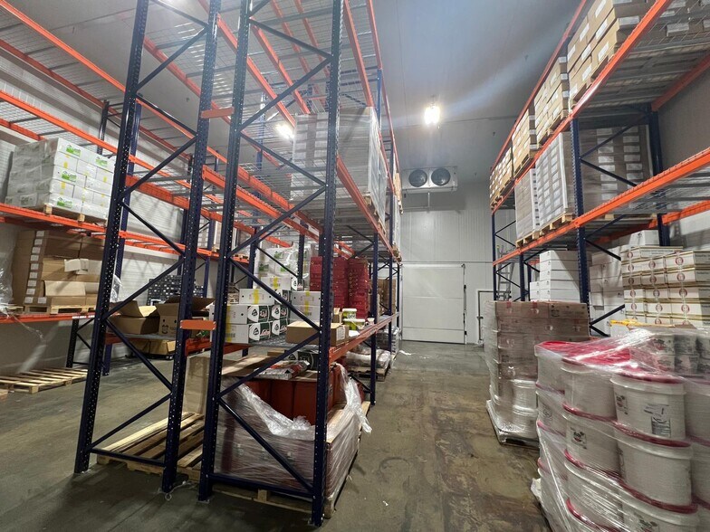 More Photos Of 2525 Davie Rd, Davie Warehouse For Lease