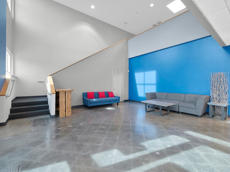 More Photos Of 8900 Research Dr, Irvine Research And Development For Lease