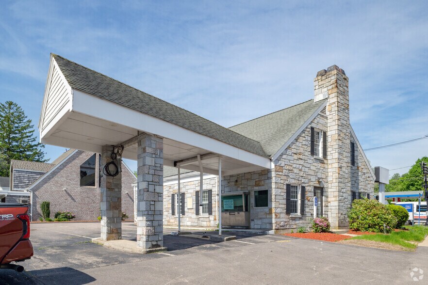 More Photos Of 818 Washington St, Holliston Bank For Sale