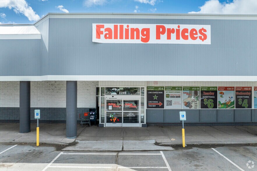 More Photos Of 2300-2360 Oddie Blvd, Sparks Restaurant For Lease