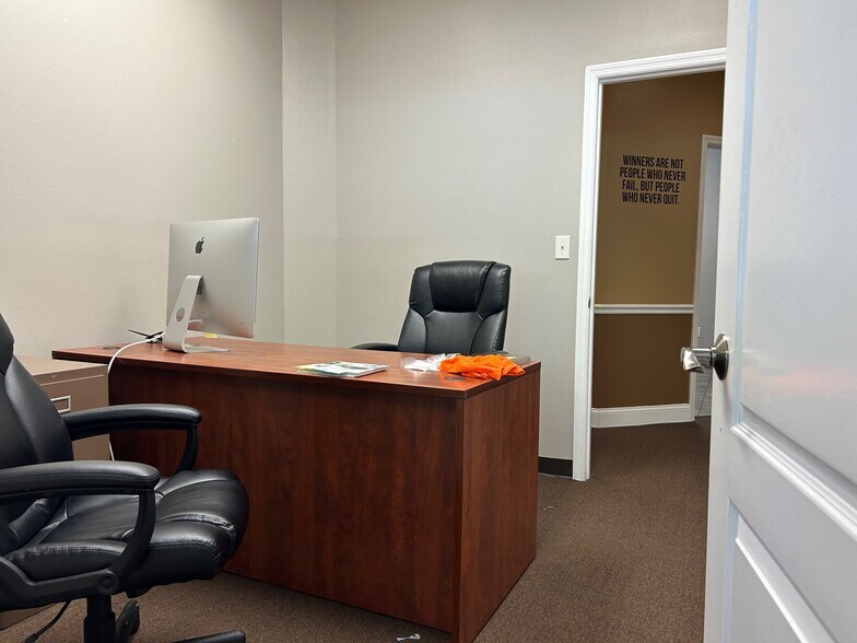 More Photos Of 1967 Longwood-lake Mary Rd, Longwood Office For Lease