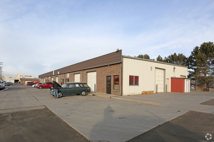 More Photos Of 5890 N Washington St, Denver Warehouse For Lease