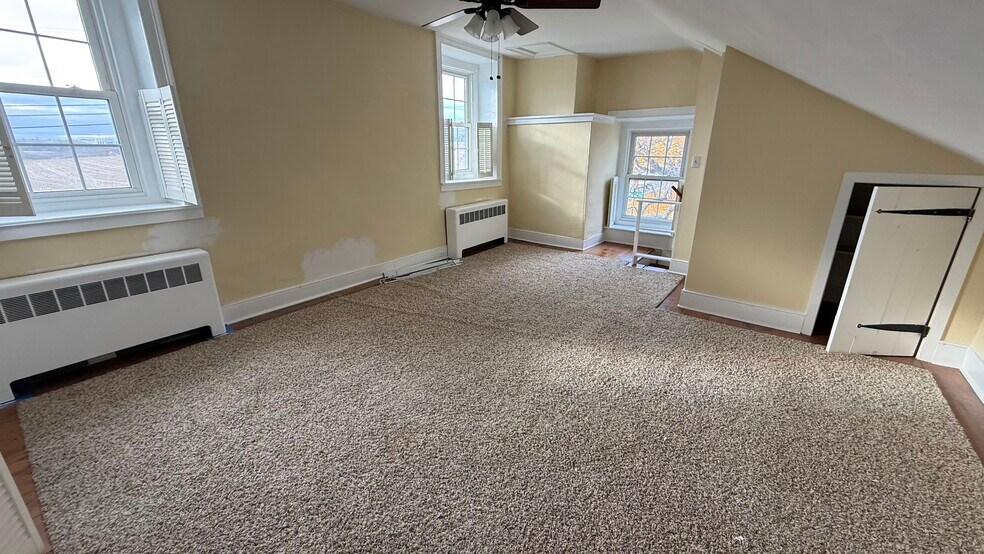 More Photos Of 797 Main St, Tatamy Office Residential For Lease