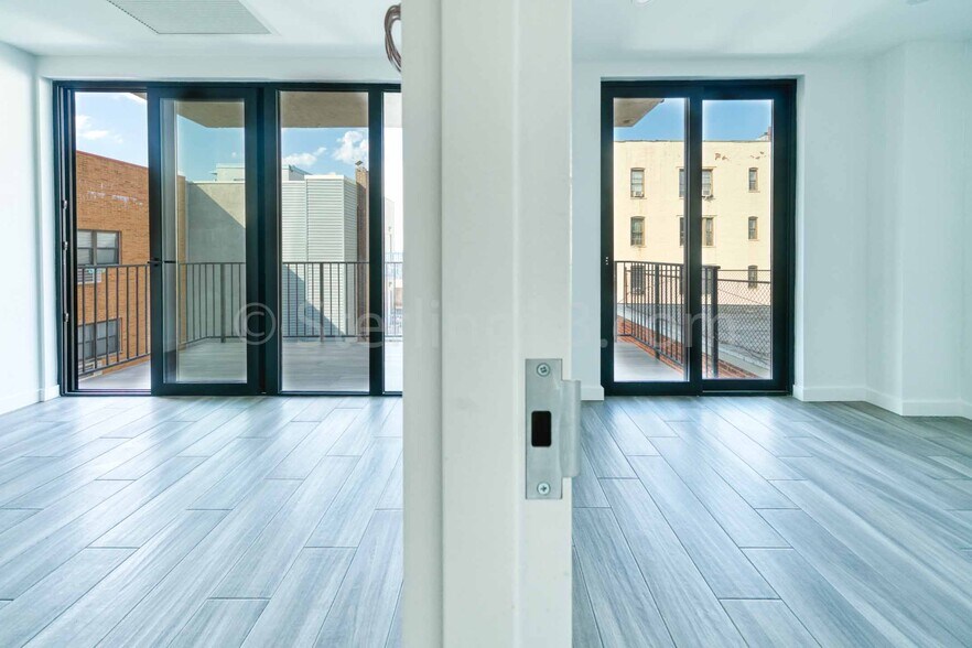 More Photos Of 3107 31st Ave, Astoria Apartments For Sale