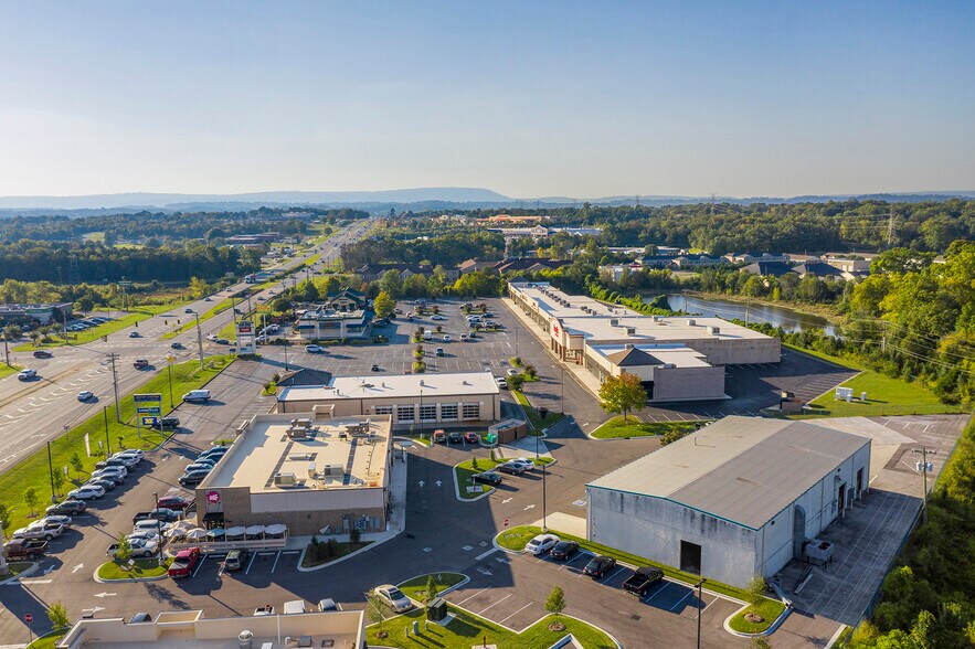 More Photos Of 2711-2717 Battlefield Pky, Fort Oglethorpe Unknown For Lease