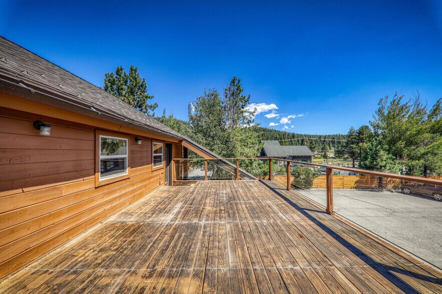 More Photos Of 12315 Deerfield Dr, Truckee Office Residential For Sale