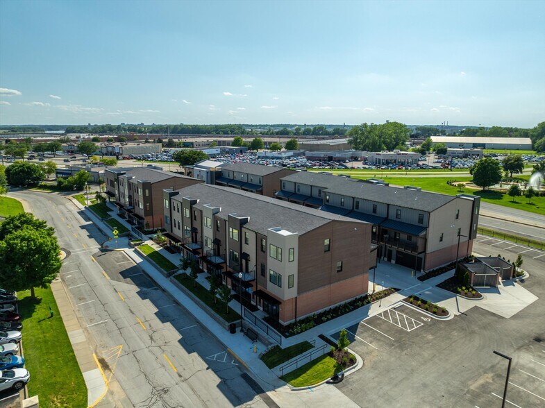 More Photos Of 2914-2924 Buchanan St, Kansas City Unknown For Lease