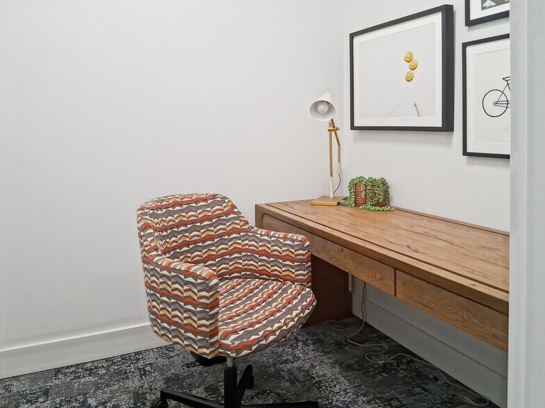 More Photos Of 363 Hilliard Ave, Asheville Coworking Space