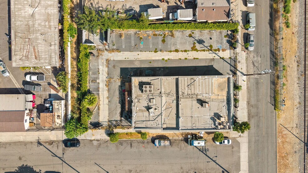 More Photos Of 1709 N Willowbrook Ave, Compton Supermarket For Sale