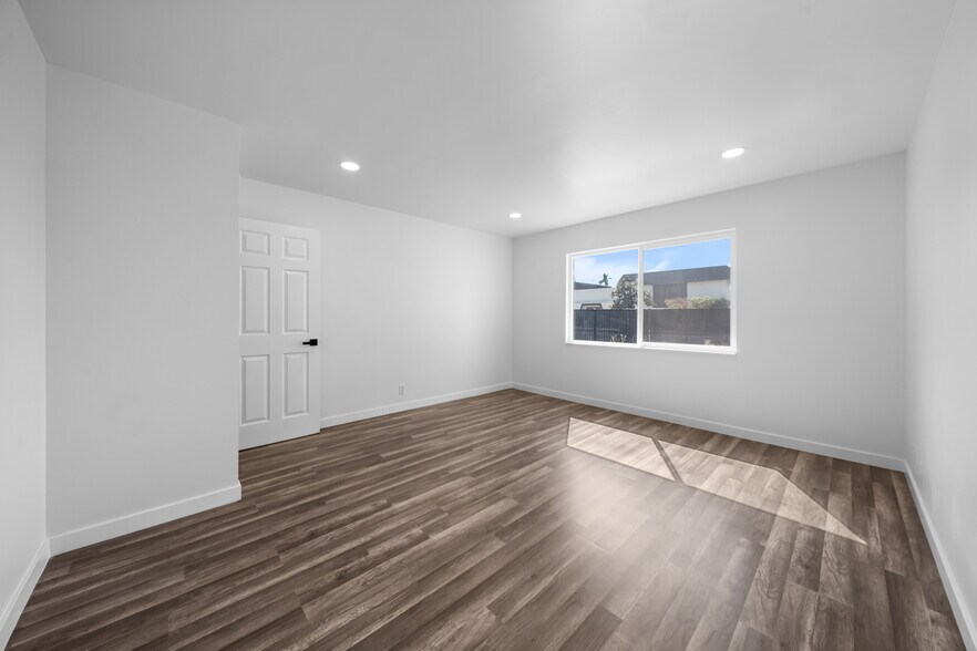 More Photos Of 3515 W Commonwealth, Fullerton Multifamily For Sale