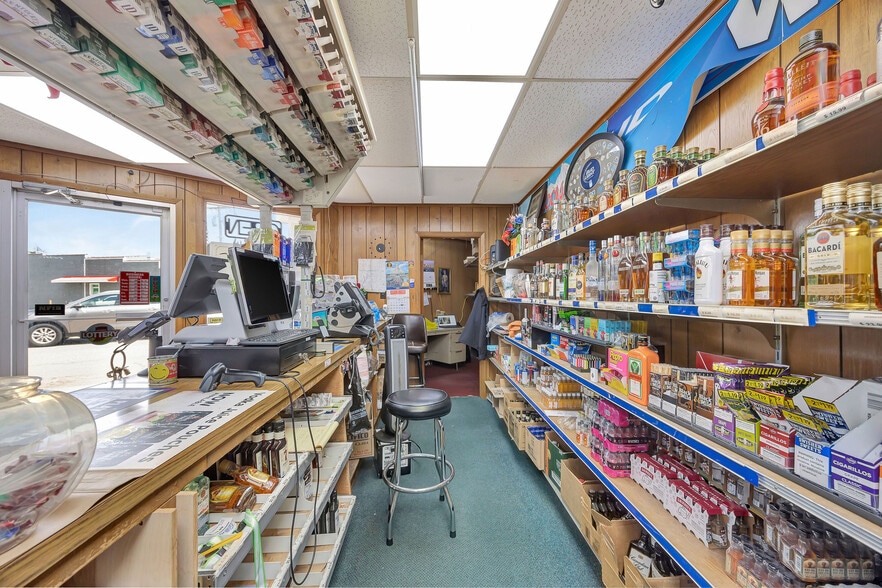 More Photos Of 100 S Brookville Pike, West College Corner Freestanding For Sale