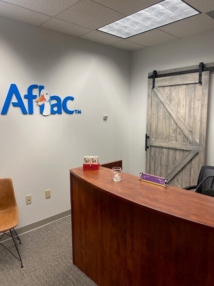More Photos Of 6440 Southpoint Pky, Jacksonville Office For Lease