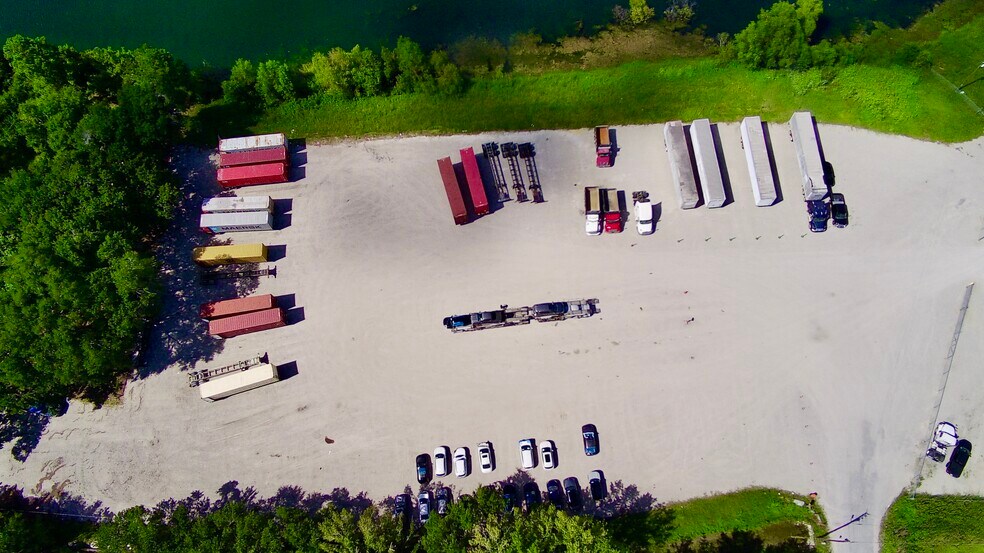 More Photos Of 307 Chatham Pky, Savannah Land For Lease