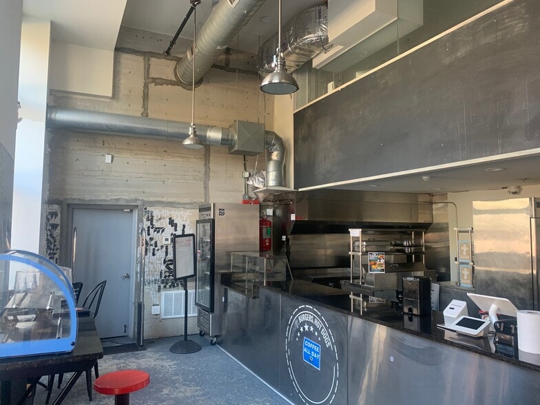 More Photos Of 42-48 Norfolk St, Newark Apartments For Lease