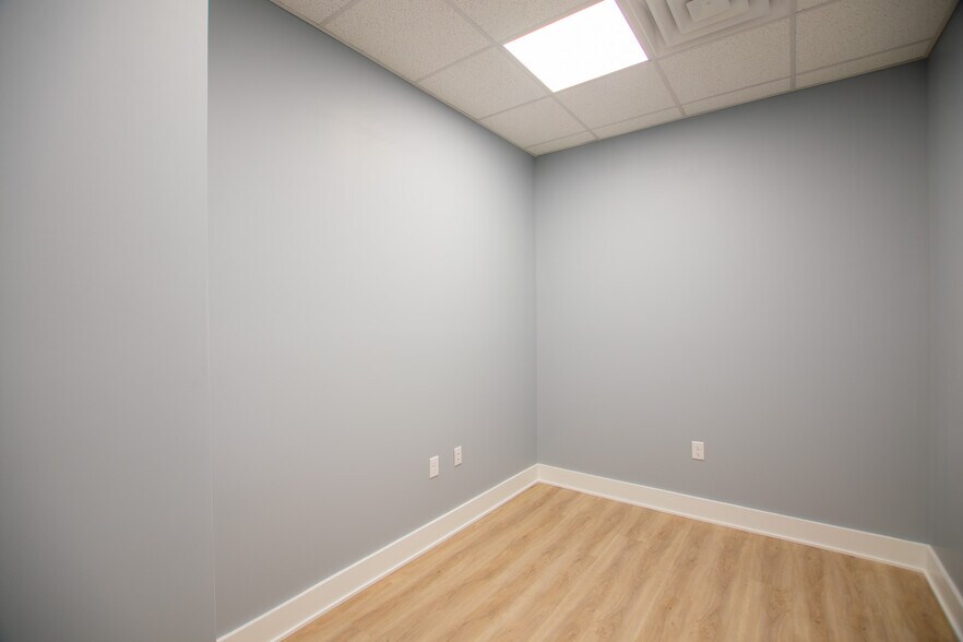 More Photos Of 1420 Point Breeze Ave, Philadelphia Apartments For Lease