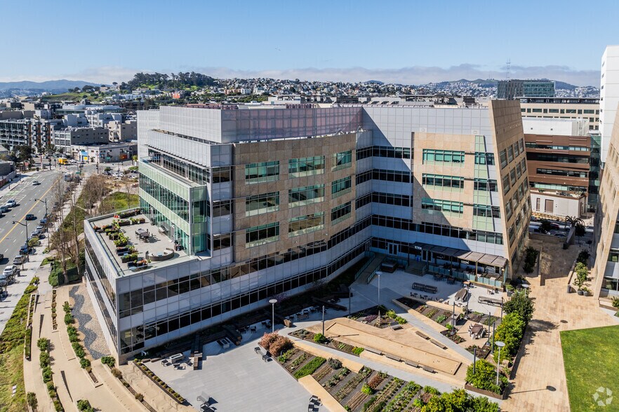 More Photos Of 1655 3rd St, San Francisco Unknown For Lease