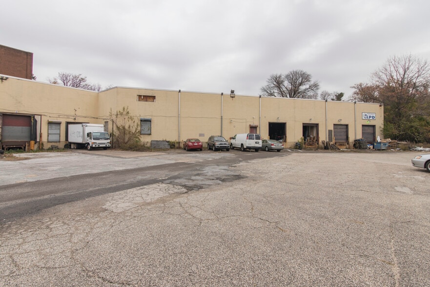 More Photos Of 5331 N 10th St, Philadelphia Warehouse For Lease