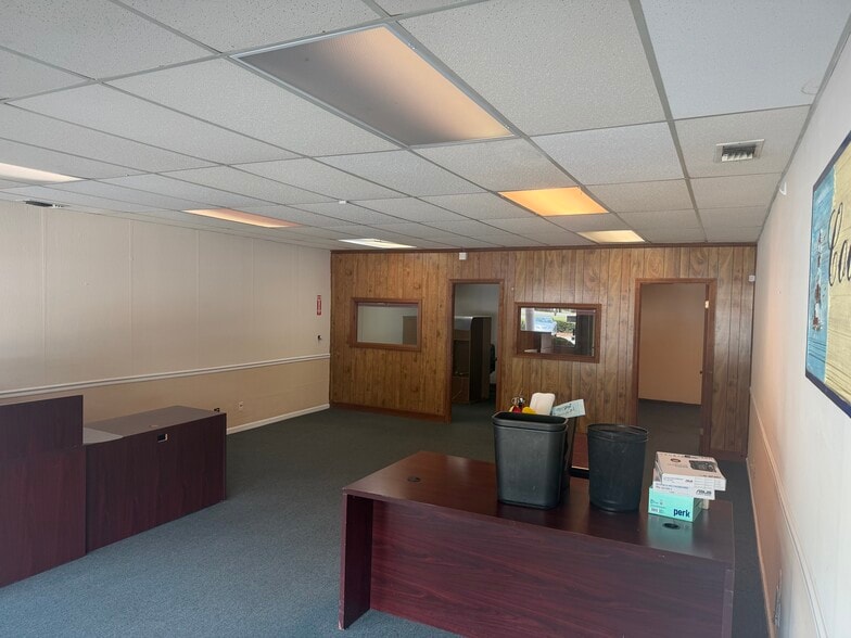 More Photos Of 8400-8420 Abercorn St, Savannah Medical For Lease